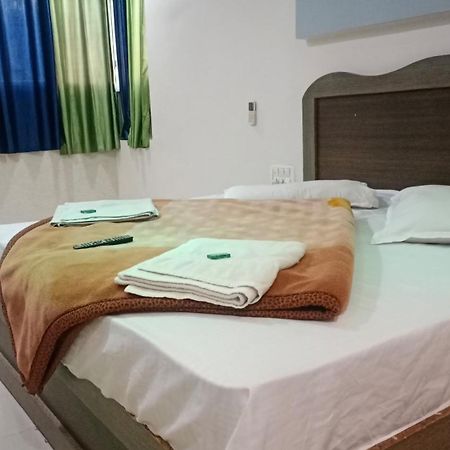 New Hotel Rajvihar Pachmarhi ภายนอก รูปภาพ
