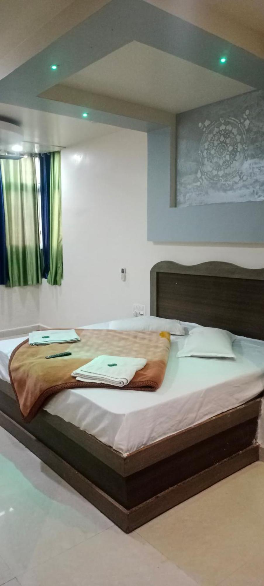 New Hotel Rajvihar Pachmarhi ภายนอก รูปภาพ