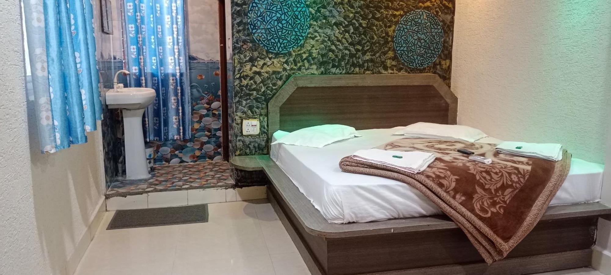 New Hotel Rajvihar Pachmarhi ภายนอก รูปภาพ